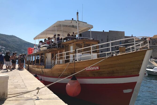 Elaphite Islands Boat Cruise in Dubrovnik - Included Amenities