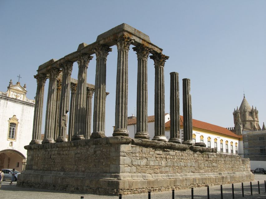 Évora and Monsaraz: 8-hour Private Tour - Highlights of Évora