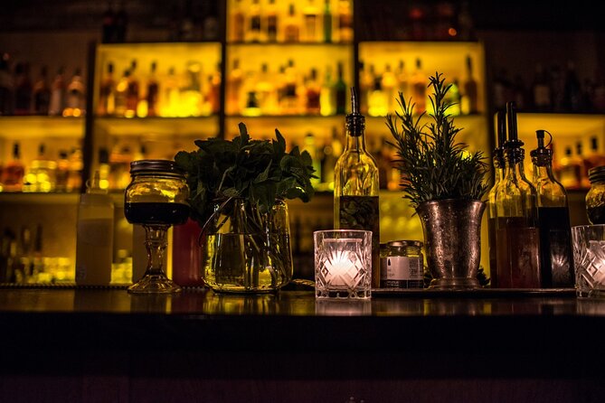 Explore Hidden Bars and Speakeasies in Paris - Meeting Point and Logistics