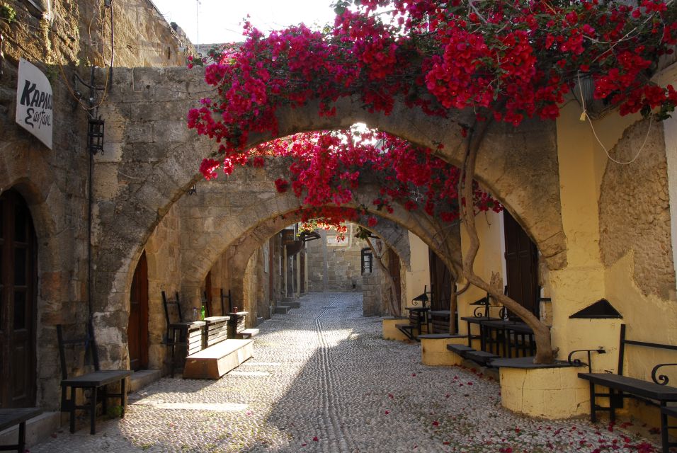 Ferry Marmaris to Rhodes - Best-Buy Ferry Tickets Online - Exploring Rhodes Old Town