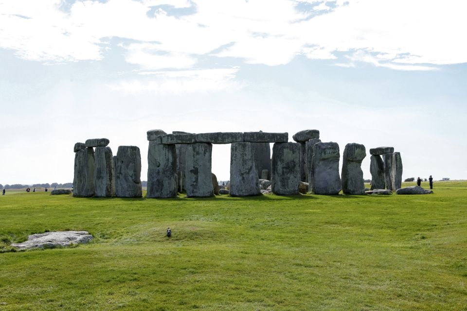 From London: Windsor, Oxford & Stonehenge Full-Day Trip - Tour Itinerary