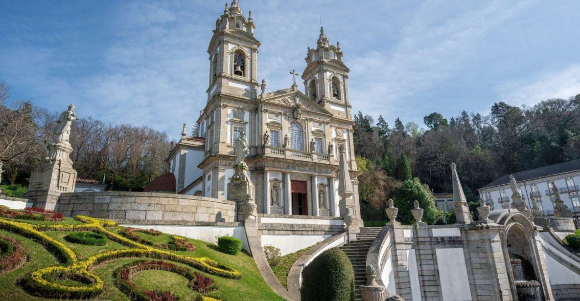 From Porto: Full-Day Tour of Minho - Guimarães/Braga, All-Inclusive - Itinerary