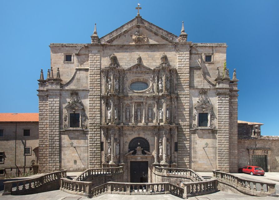 From Porto: Private Sightseeing Santiago Da Compostela Tour - Monuments and Landmarks