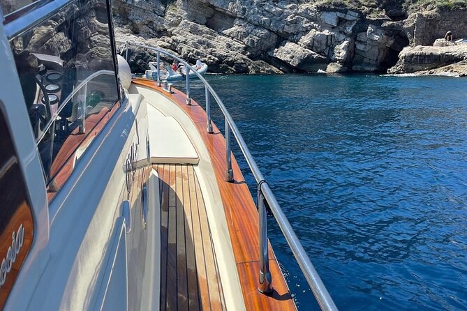 Full Day Private Capri Boat Tour From Positano - Inclusions and Exclusions