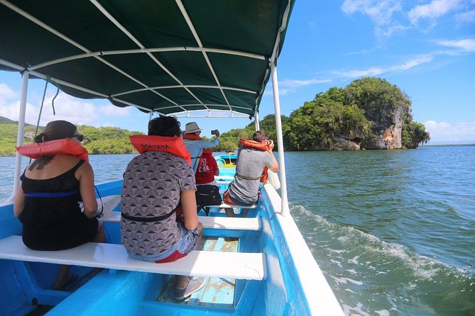 Full-Day Trip to Limon Waterfall and Bacardi Island - Inclusions and Amenities