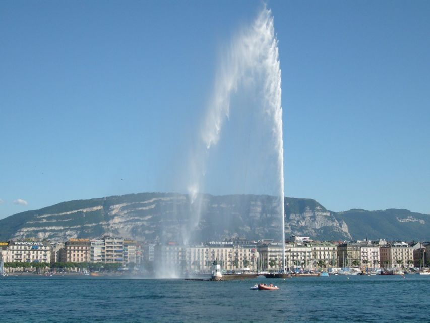 Geneva: Day Trip to Chamonix, Geneva City Tour + Cruise - Genevas International Organizations