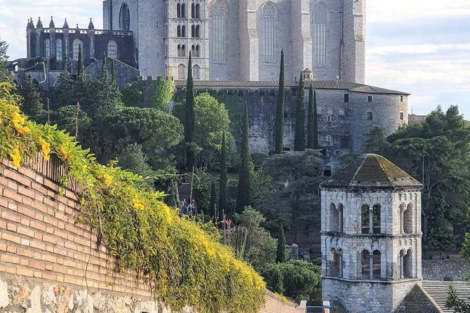 Girona Guided Tour With Cathedral, Arab Baths & St Feliu Basilica - Discover Gironas History