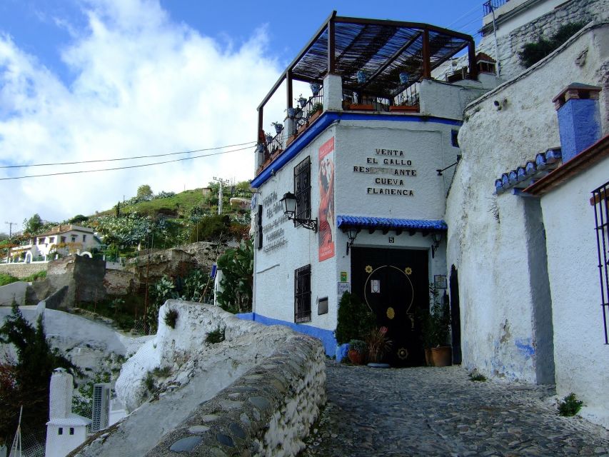 Granada: Albaicín, Sacromonte & Museum of Caves Walking Tour - Itinerary Highlights