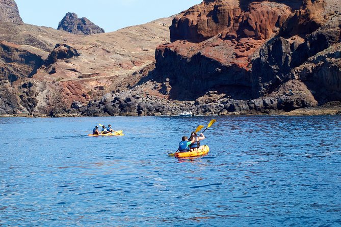 Kayak Experience @ Ponta De São Lourenço - Safety Measures and Life Jacket Provision