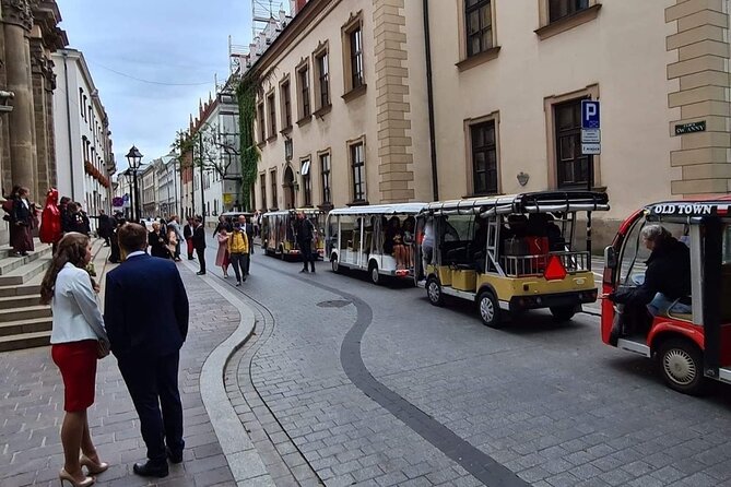 Krakow: City Tour Krakow Sightseeing by Electric Golf Cart - Meeting and Pickup Details