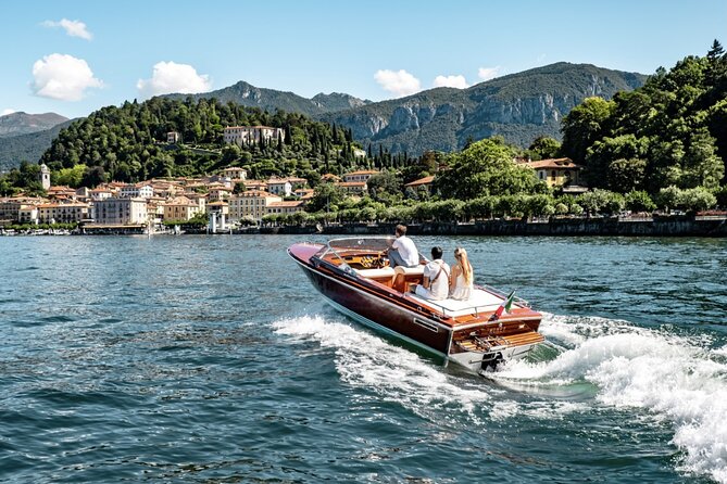 Lake Como Private Classic Speedboat Tour - Picturesque Landscape of Como