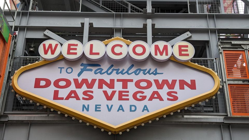 Las Vegas: Self-Guided Scavenger Hunt Walking Tour - Cost and Reservation