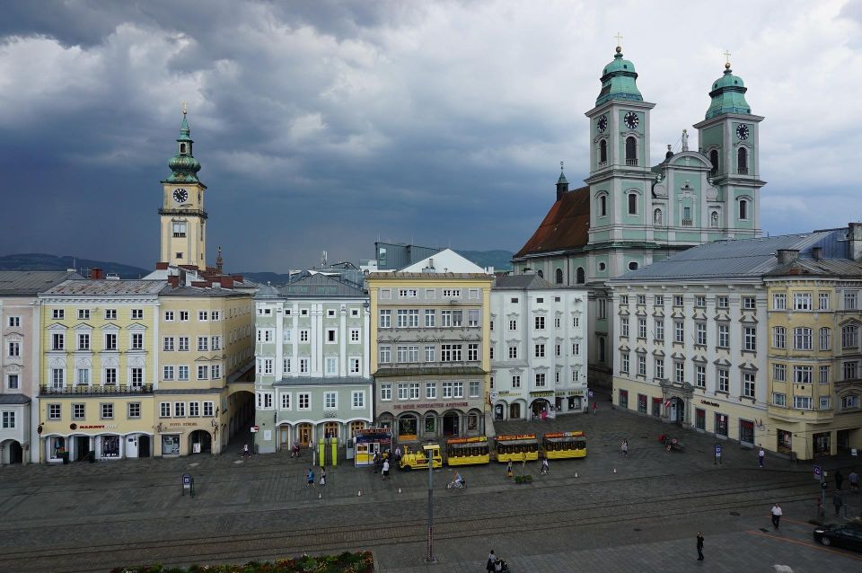 Linz - Private Historic Walking Tour - Baroque Trinity Column Sculpture