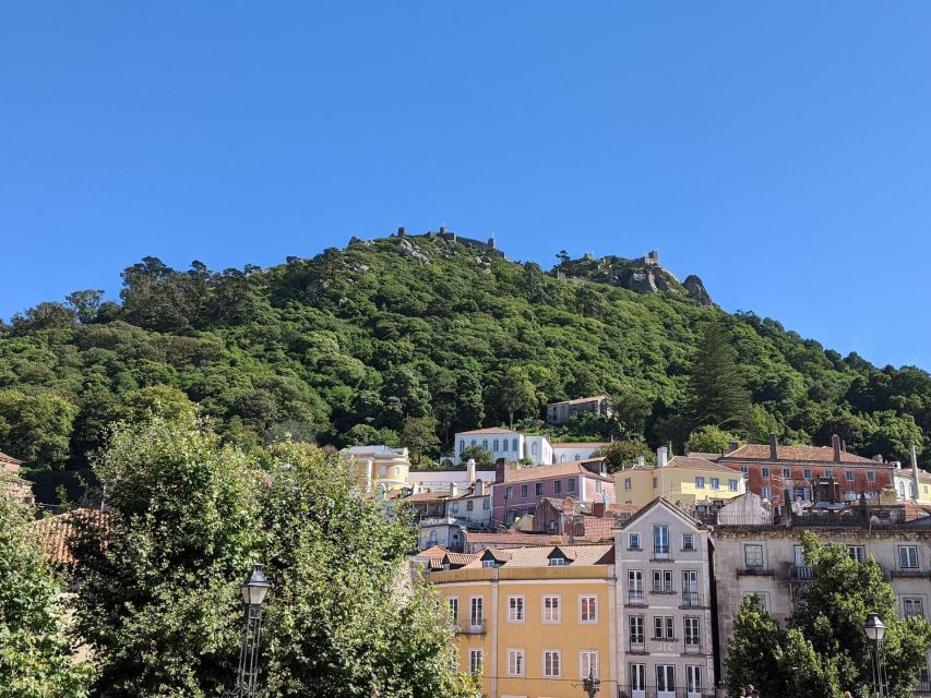 Lisbon: Sintra, Pena Palace, and Cascais Day Trip - Explore Sintra