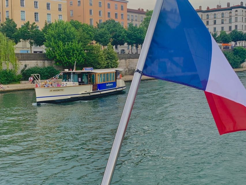 Lyon: Hop-On Hop-Off City Cruise - Boat Details