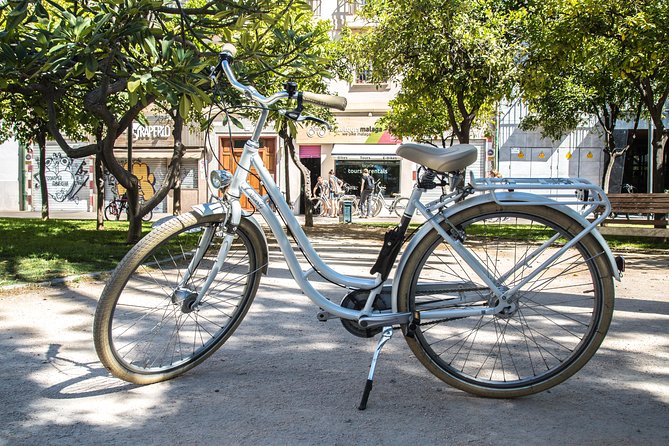 Malaga Bike Rental - Exploring the Old Town