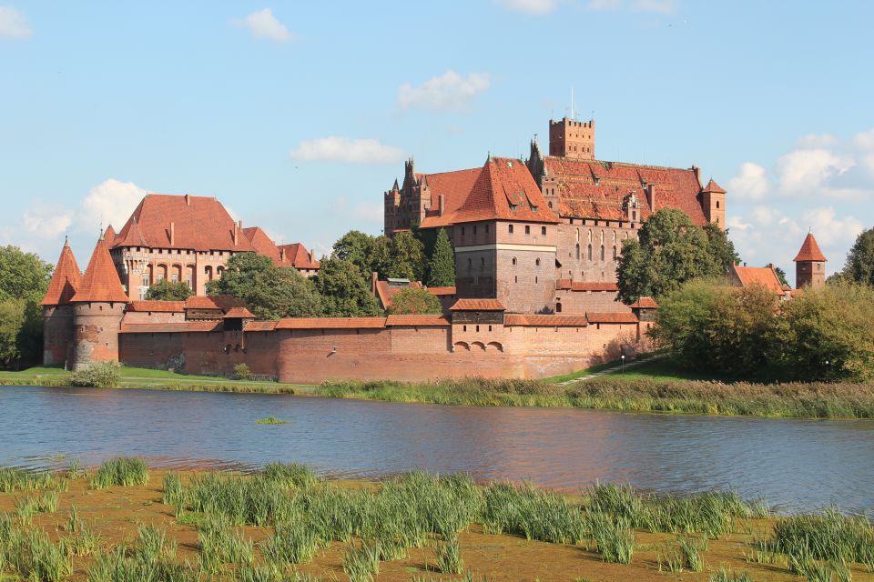 Malbork Castle: Private Tour From Gdansk, Sopot or Gdynia - Pickup and Transportation