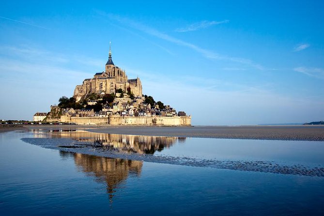 Mont Saint Michel Guided Tour With Abbey Visit From Paris - Tour Details