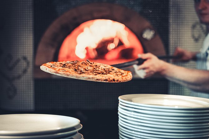 Naples: Premium Pizza-Making Class at a Pizzeria - Whats Included in the Experience