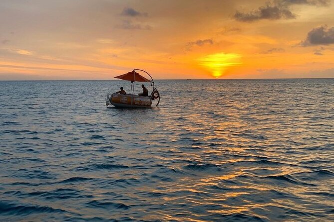 Noord, Aruba: Exclusive Private Dinner Aboard the Aqua Donut - Speedboat Ride to the Floating Table