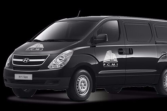 One Way Private Hotel or Airport Transfer Uvero Alto Hotels - Vehicle Details and Amenities