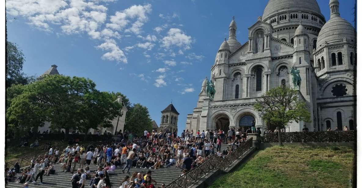 Paris Sidecar Tour : Montmartre the Village of Sin - Motorcycle Sidecar Adventure Through Charming Lanes