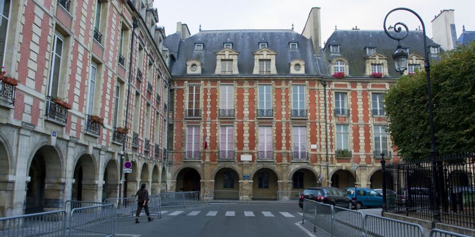 Paris: The Marais Guided Walking Tour - Exploring Medieval and Renaissance Paris