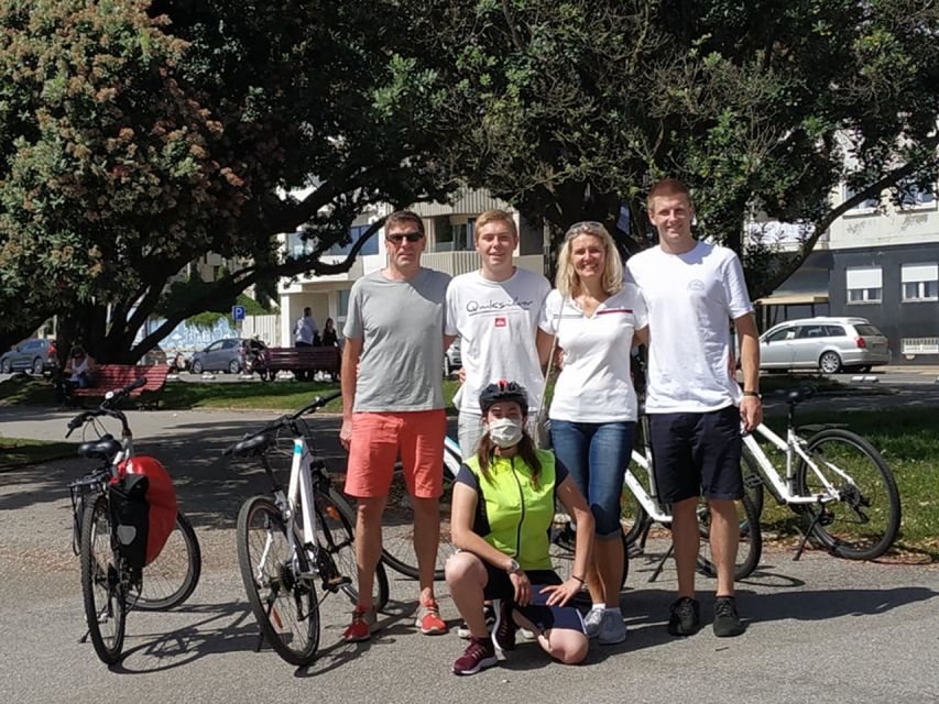 Porto Downtown and Sightseeing Bike Tour - Experience Highlights