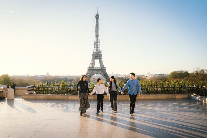 Private Tour: Personal Travel Photographer Tour in Paris - Photo Deliverables