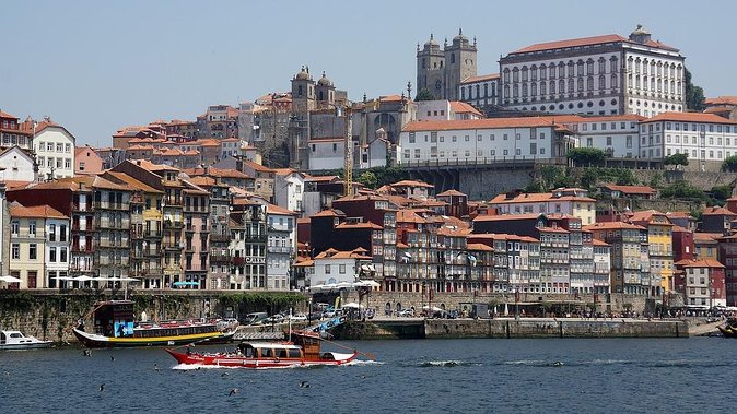 Private Transfer Between Oporto and the Airport - Included Benefits