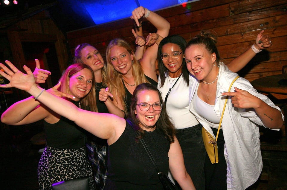 Pubcrawl Salzburg: Tour Through Best Bars and Clubs in Town - Inclusions and Benefits