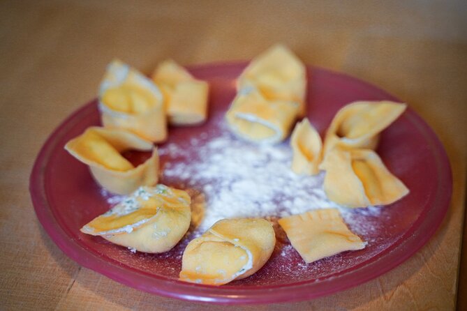 Ragù and Fresh Pasta Home Cooking Class in Bologna - Typical Bolognese Family Atmosphere