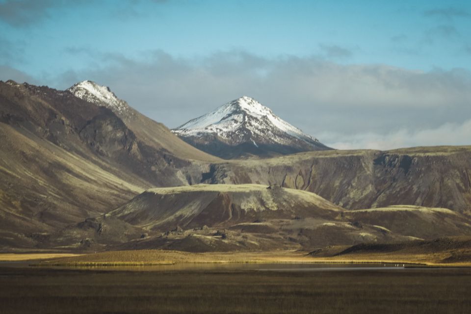 Reykjavik: Golden Circle, Tomato Farm, and Kerið Crater Tour - Thingvellir National Park