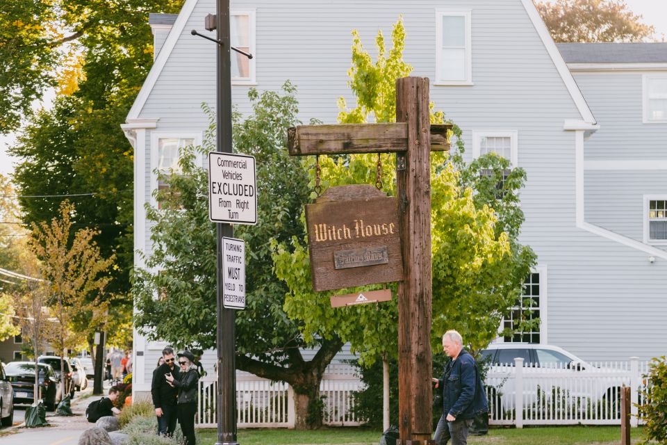 Salem: 1692 Witchcraft Trials Walk - Significant Locations and Personal Stories