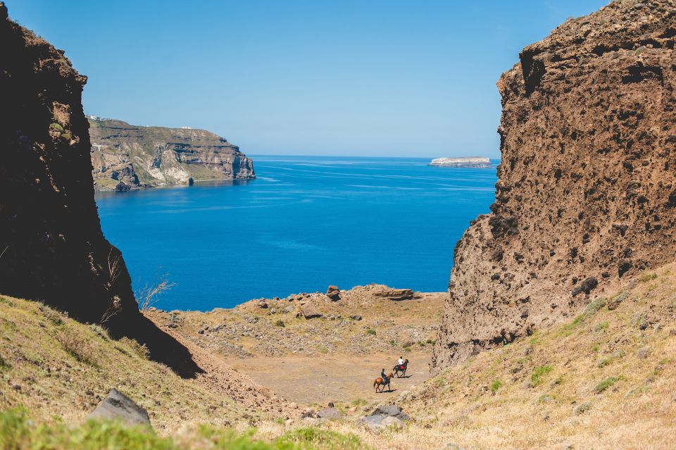 Santorini:Horse Riding Experience at Sunset on the Caldera - Tour Description