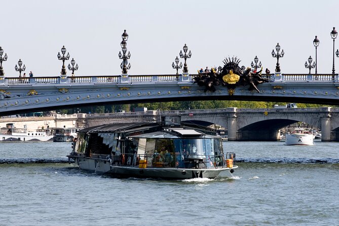 Seine River Early Gourmet Dinner Cruise With Wine by Bateaux Parisiens - Cruise Package Details