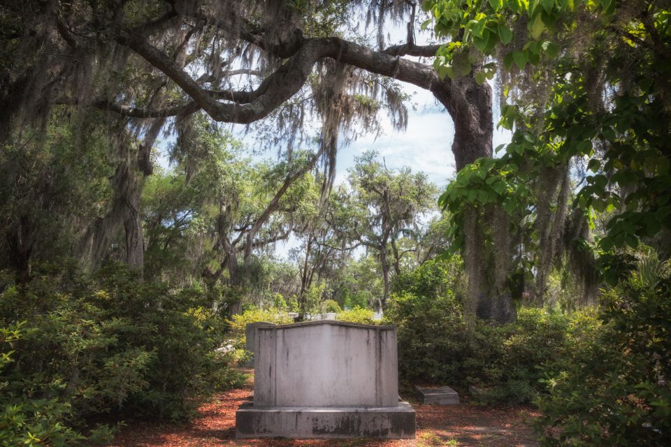 Self Guided Audio Ghost Tour in Savannah in 6 Languages - Available Languages