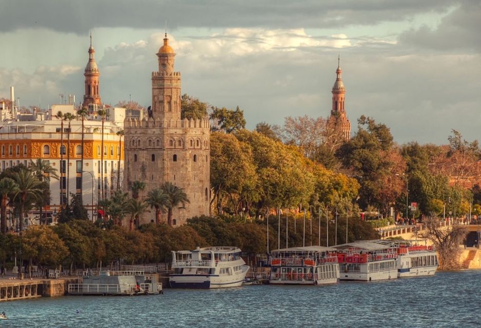 Seville Guadalquivir River Kayak Tour - Kayaking Through Triana Neighborhood