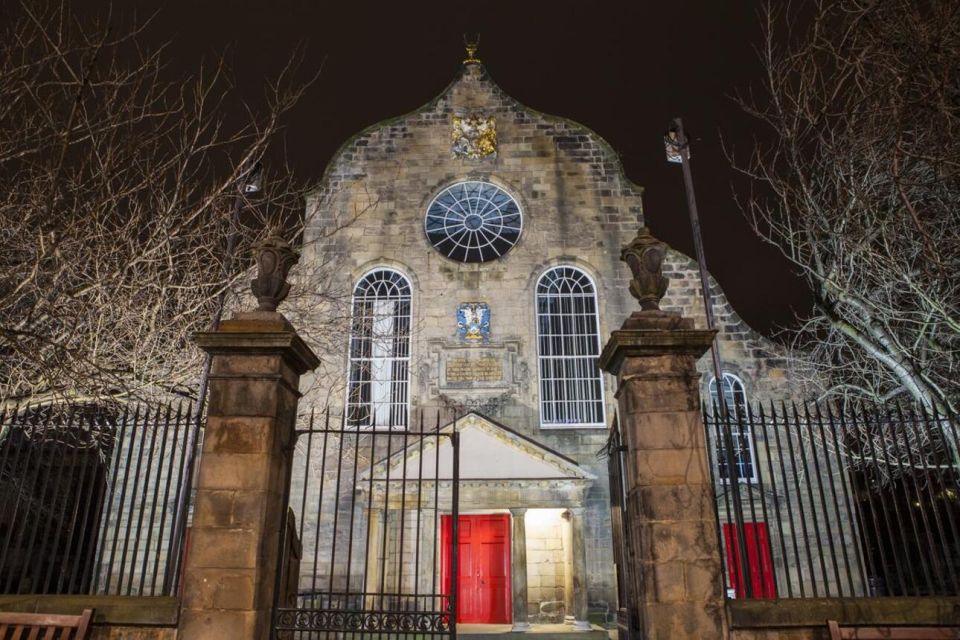 Spectral Encounters: Edinburgh's Ghostly Trail - North Bridge and Its Spectral Mysteries