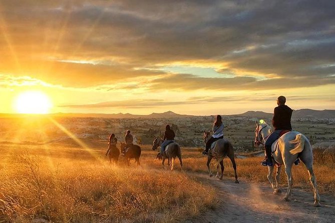 Sunset Horse Back Riding Tour - Sunset on Horseback