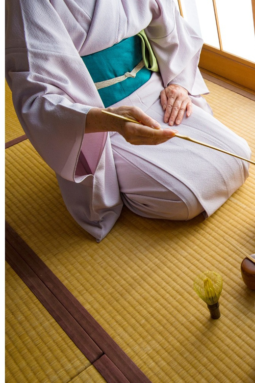 Tokyo: Matcha Tea and Kimono Experience - Suitability and Policies