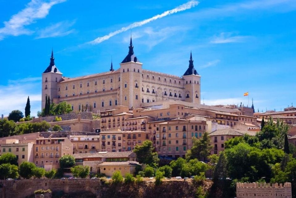 Toledo : Private Walking Tour With a Pro Guide - Itinerary Highlights