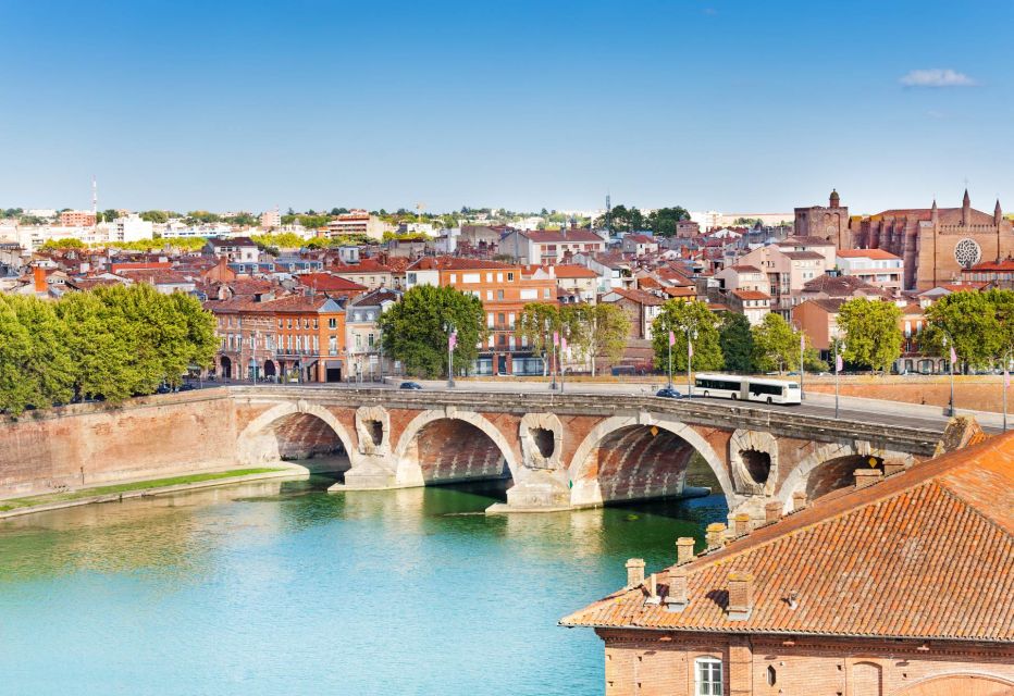 Toulouse Old Town Treasure Quest Experience - Highlights of the Old Town