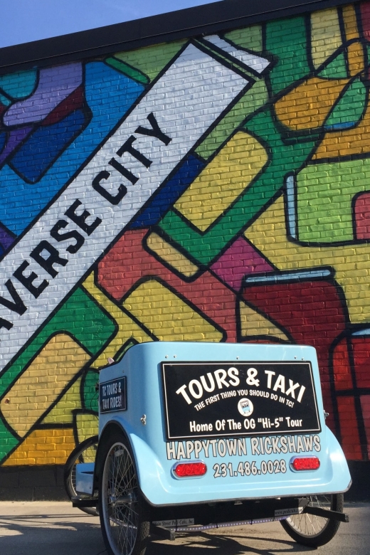 Traverse City: Hi-5 Rickshaw Tour - Discovering Traverse Citys Architecture