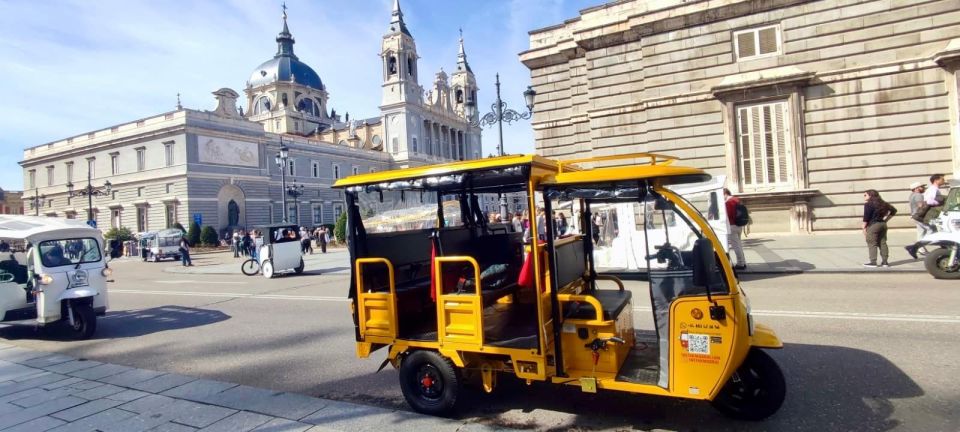 Tuk Tuk 1 Hour for the Best of Madrid With Audio Guide - Itinerary Highlights