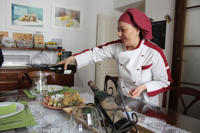 Tuscan Pasta Making Class in Florence With a Local Expert - Hands-on Pasta Making Experience