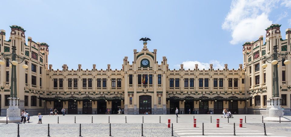 Valencia: History Walking Tour in the El Carmen District - Notable Historical Landmarks