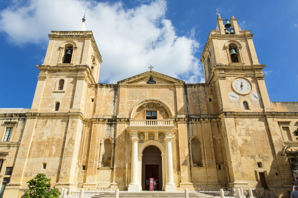 Valletta: Private Insider Walking Tour With Licensed Guide - Tour Highlights and Experience