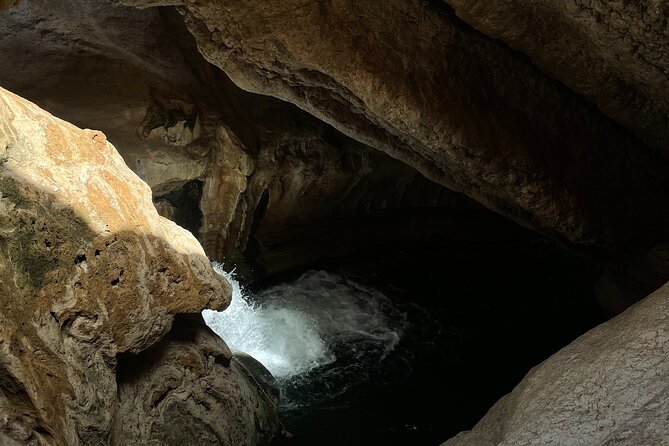 Visit Wadi Shab for a Full Day From Muscat - Included in the Tour