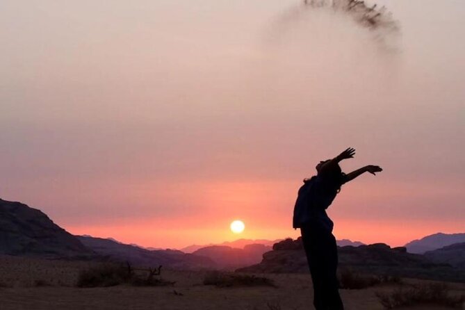 Wadi Rum Full Day Jeep Tour + Overnight in Bedouin Camp & Dinner - Stunning Desert Scenery